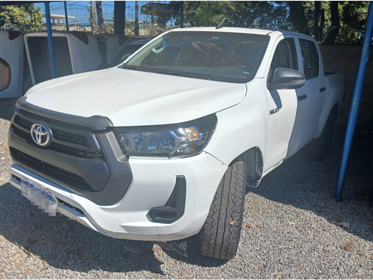 Toyota Hilux 2.8 D-4D Turbo Diesel CD Power Pack 4X4 Manual 2024