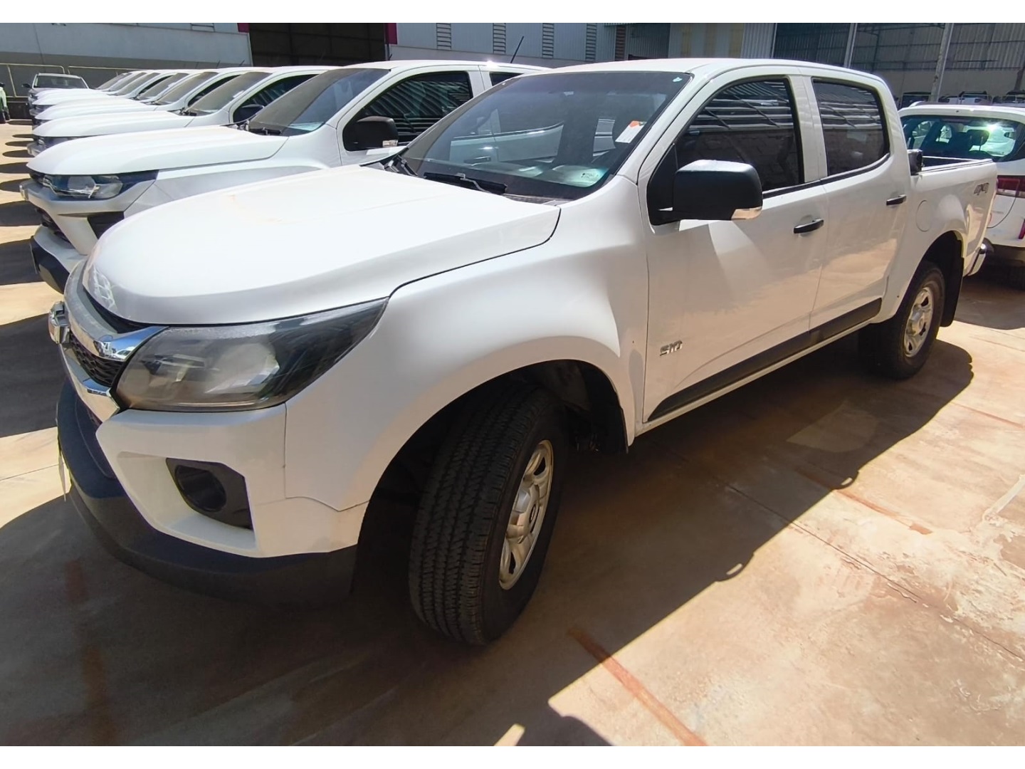 Chevrolet S10 2.8 16V Turbo Diesel LS CD 4X4 Manual 2024
