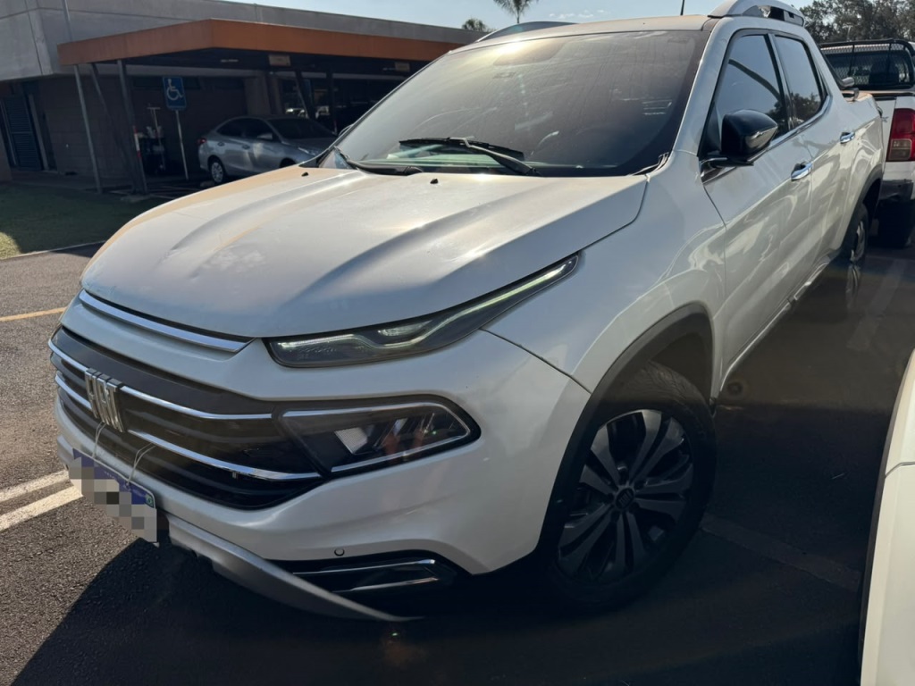 Fiat Toro 2.0 16V Turbo Diesel Volcano 4WD AT9 2023