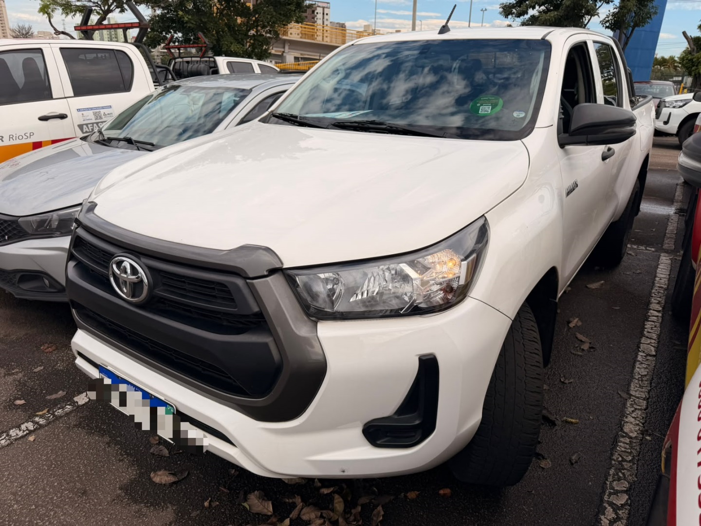 Toyota Hilux 2.8 D-4D Turbo Diesel CD Power Pack 4X4 Manual 2024/2024
