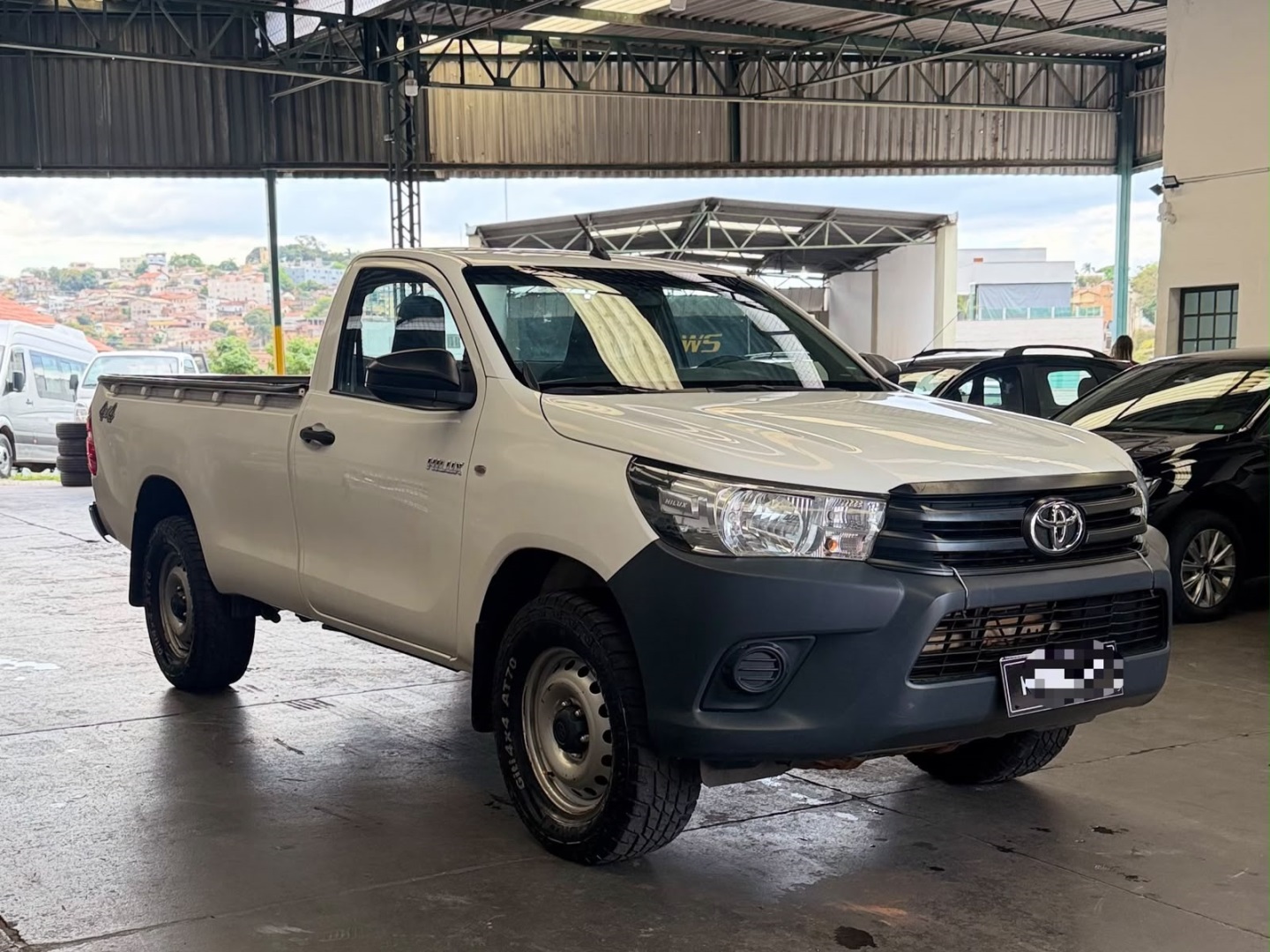 Toyota Hilux 2.8 D-4D Turbo Diesel CS 4X4 Manual 2023/2023