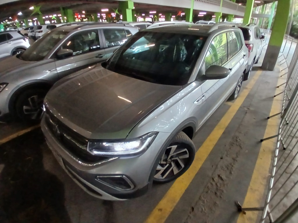 Volkswagen T-Cross 1.4 250 TSI Total Flex Highline Automático 2024/2025