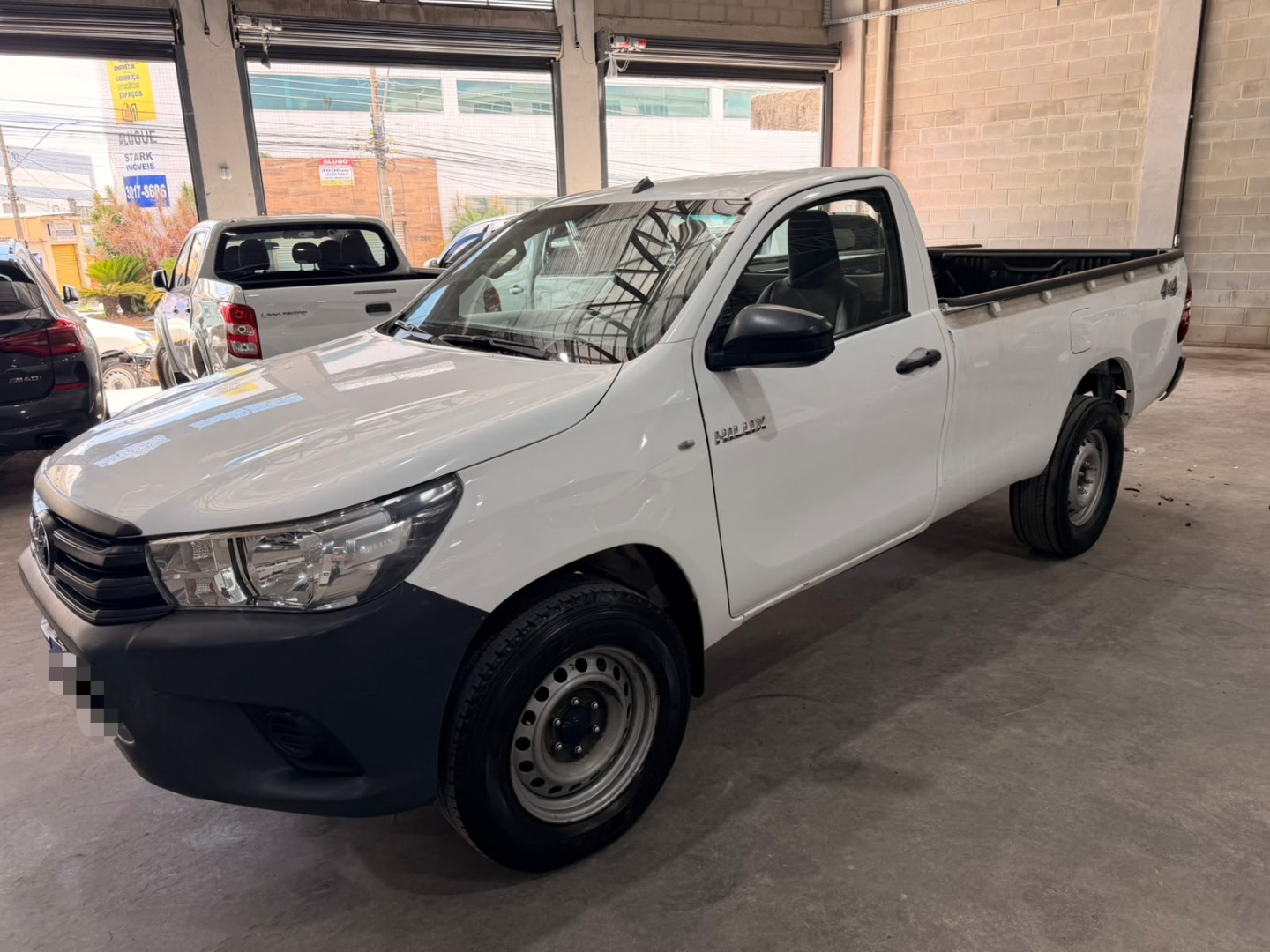 Toyota Hilux 2.8 D-4D Turbo Diesel Chassi 4X4 Manual 2024/2024