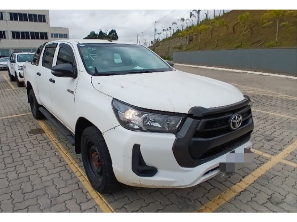 Toyota Hilux 2.8 D-4D Turbo Diesel CD Power Pack 4X4 Manual 2021/2022