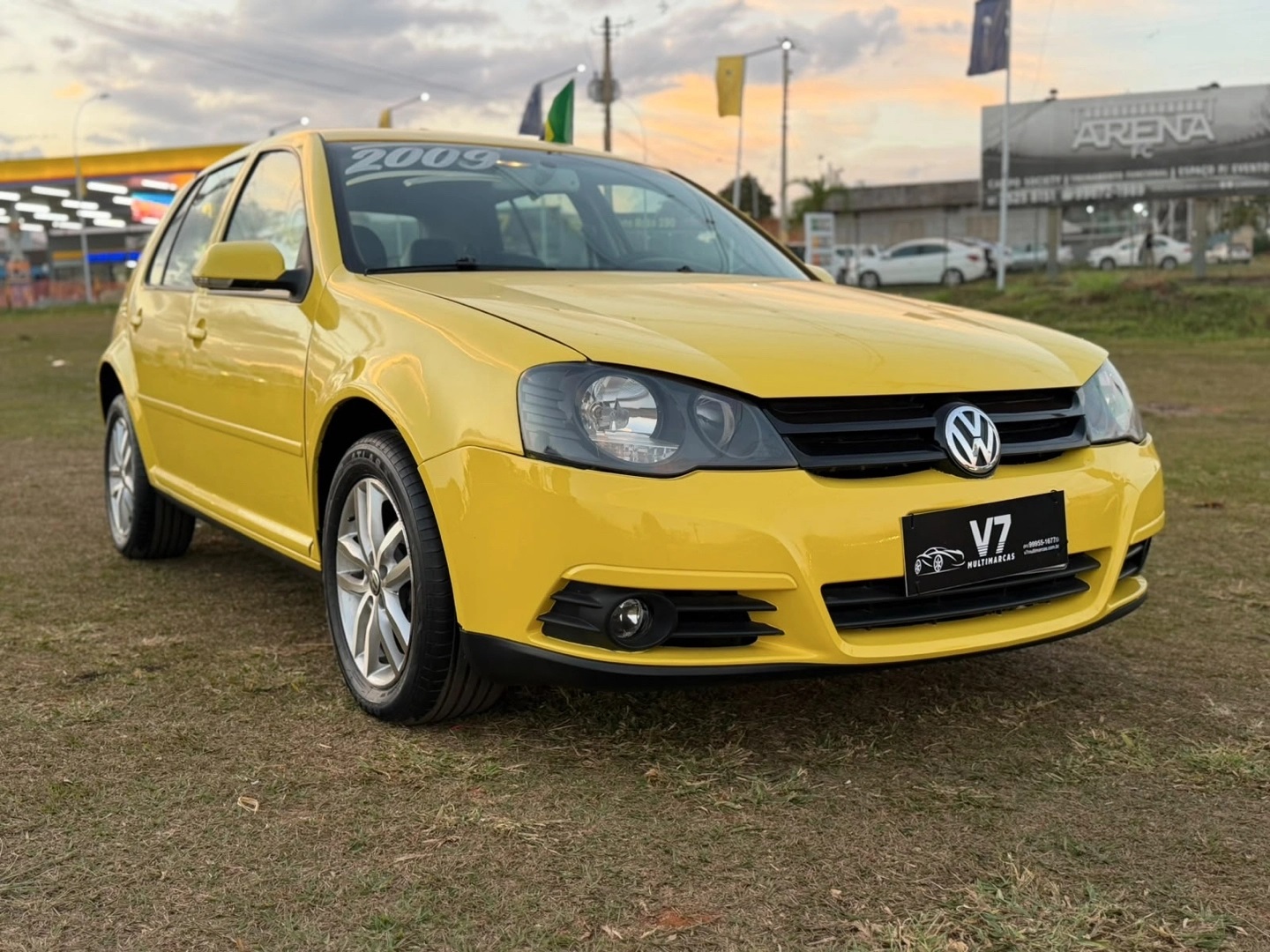 VOLKSWAGEN GOLF