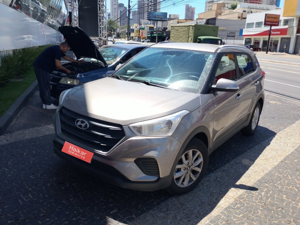 HYUNDAI CRETA
