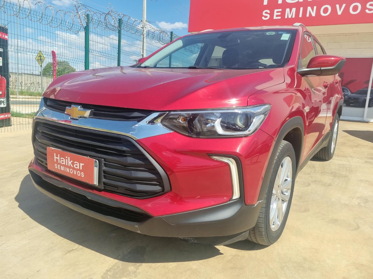 CHEVROLET TRACKER