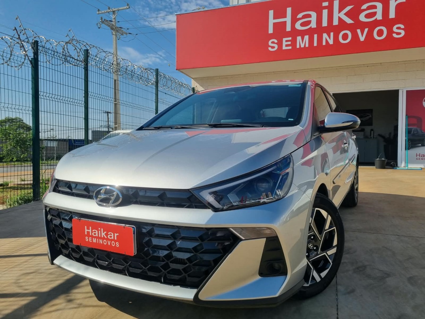 HYUNDAI HB20