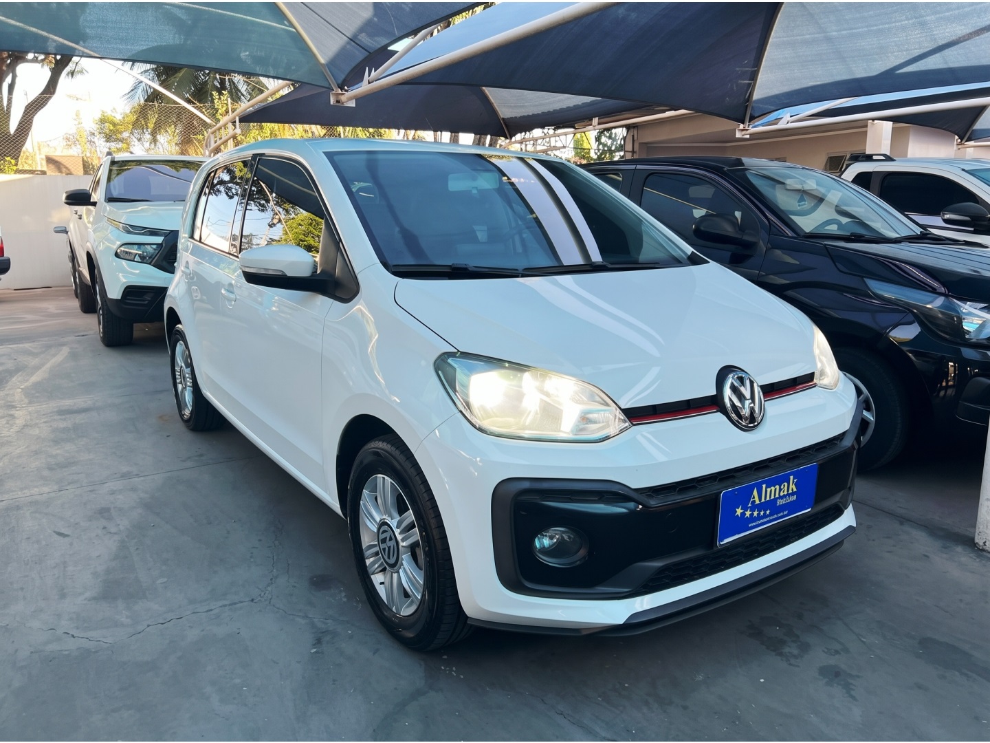 VOLKSWAGEN UP