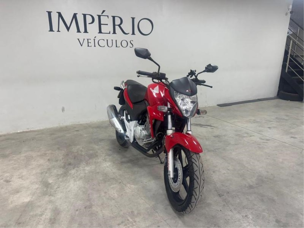 HONDA CB 300R