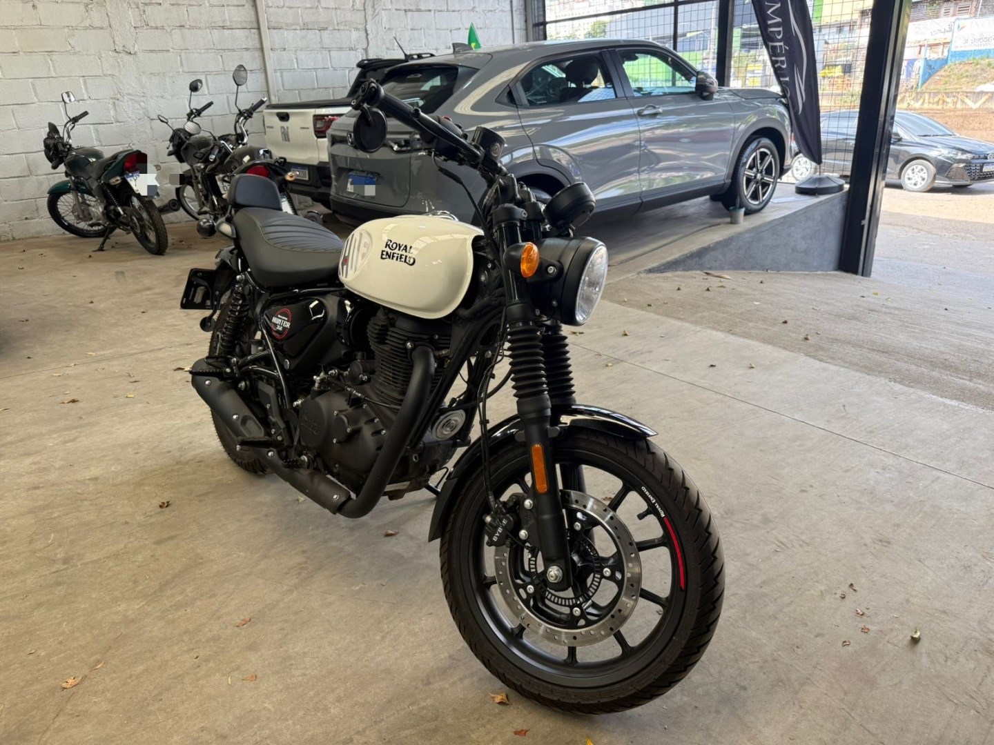 ROYAL ENFIELD HUNTER 350
