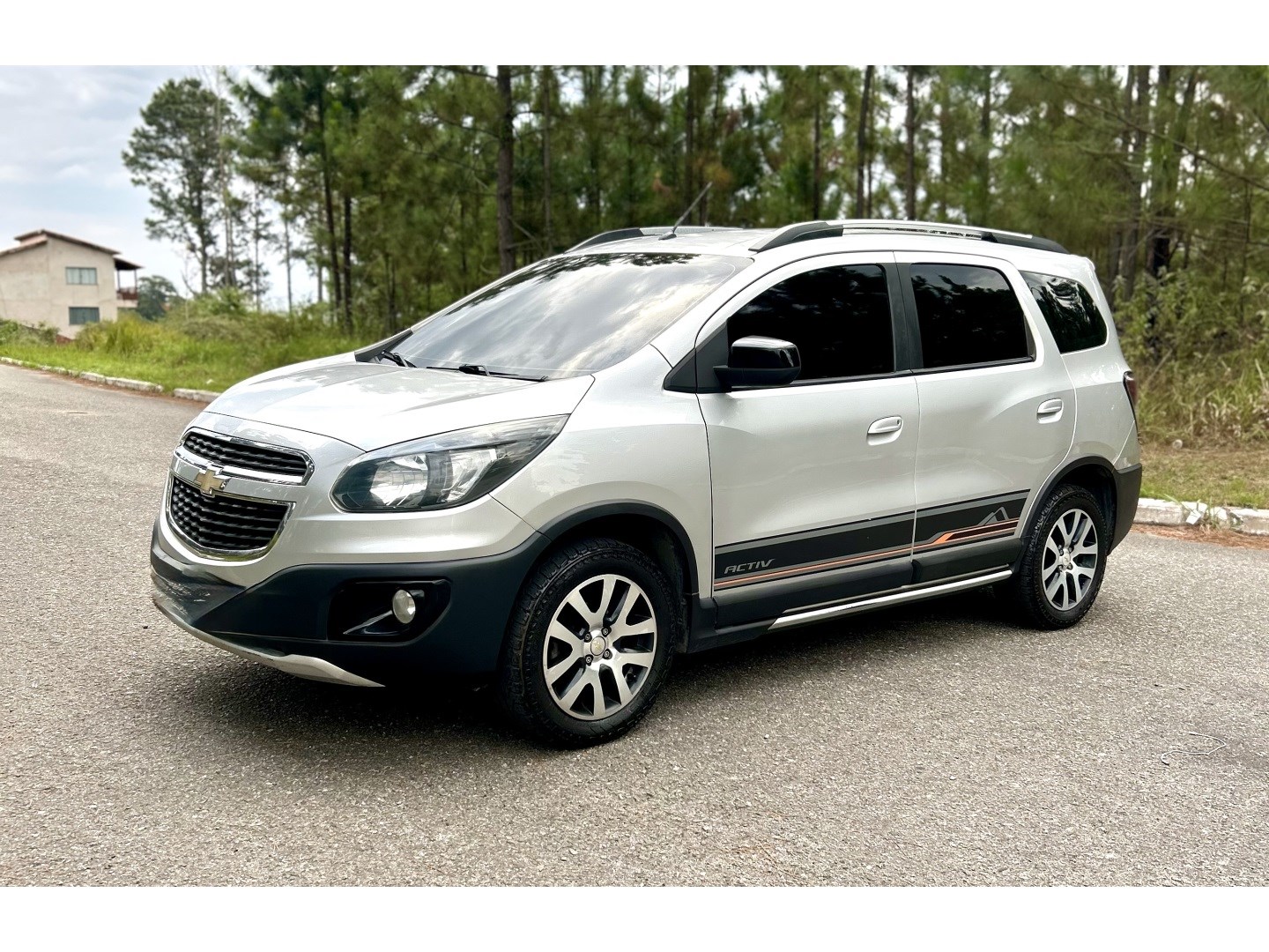 CHEVROLET SPIN