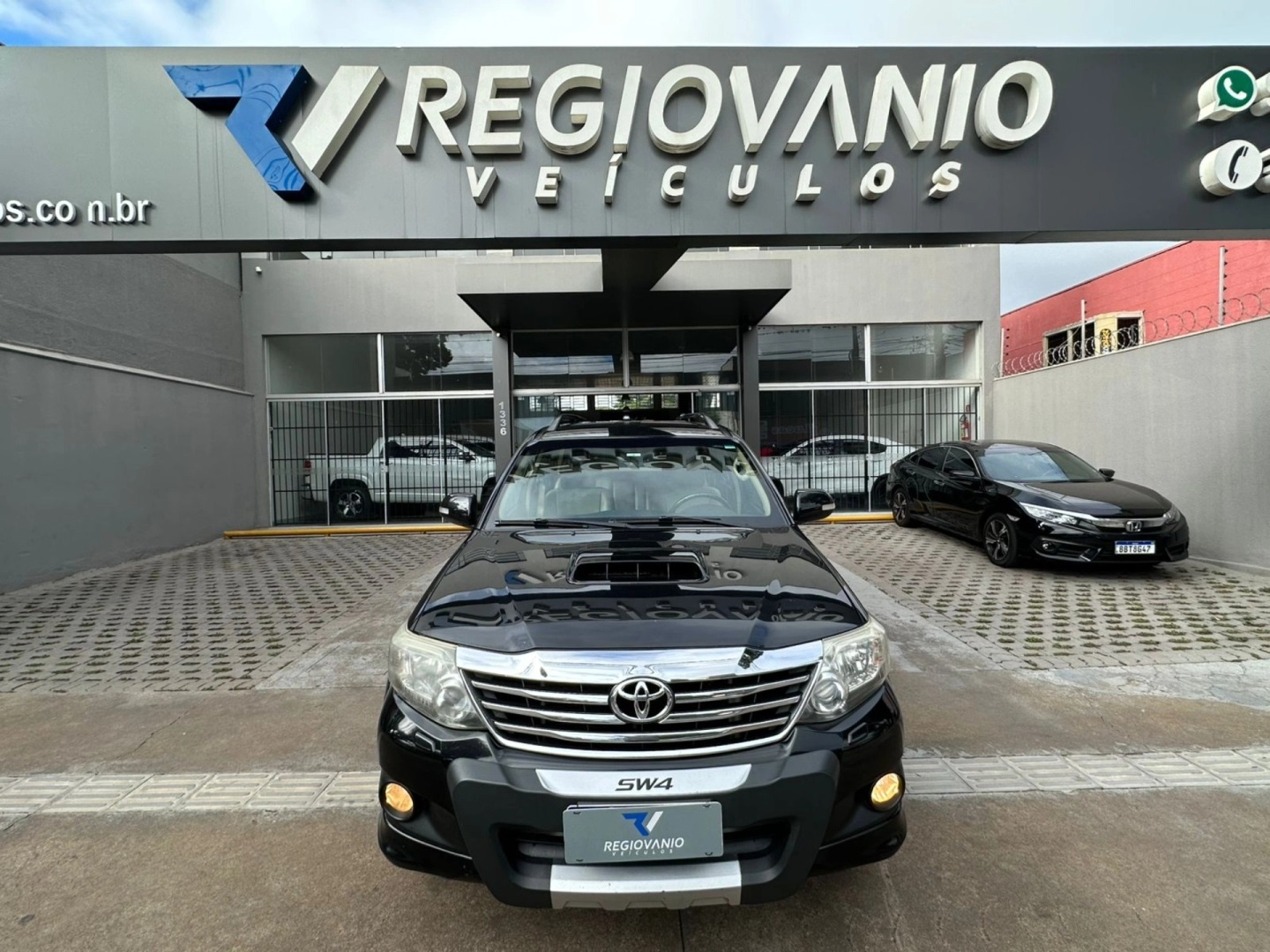 TOYOTA HILUX SW4
