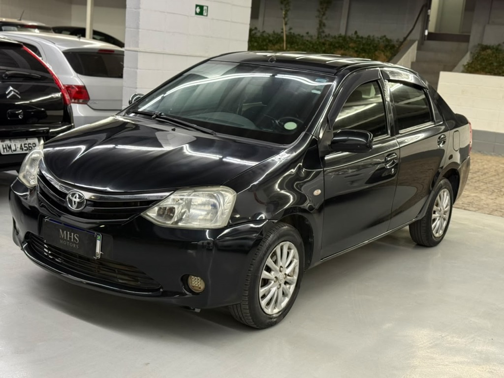 TOYOTA ETIOS