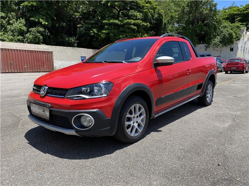 VOLKSWAGEN SAVEIRO 1.6 CROSS CE 8V 2P 2016 - Carros usados e