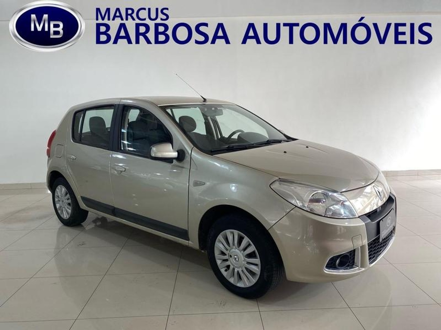 RENAULT SANDERO