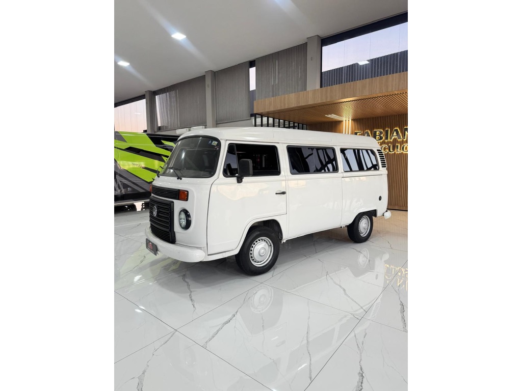 VOLKSWAGEN KOMBI