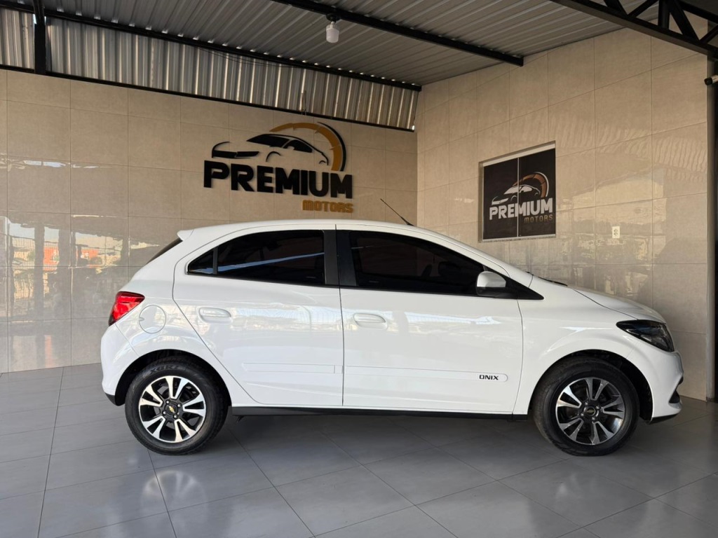 CHEVROLET ONIX