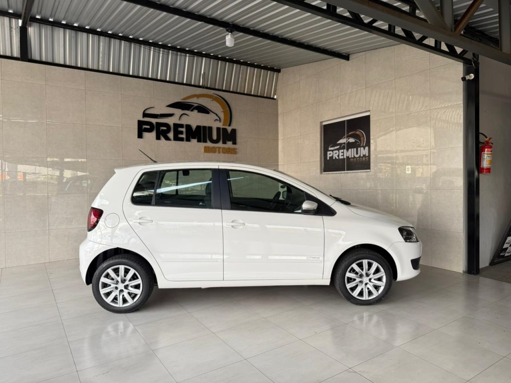 VOLKSWAGEN FOX