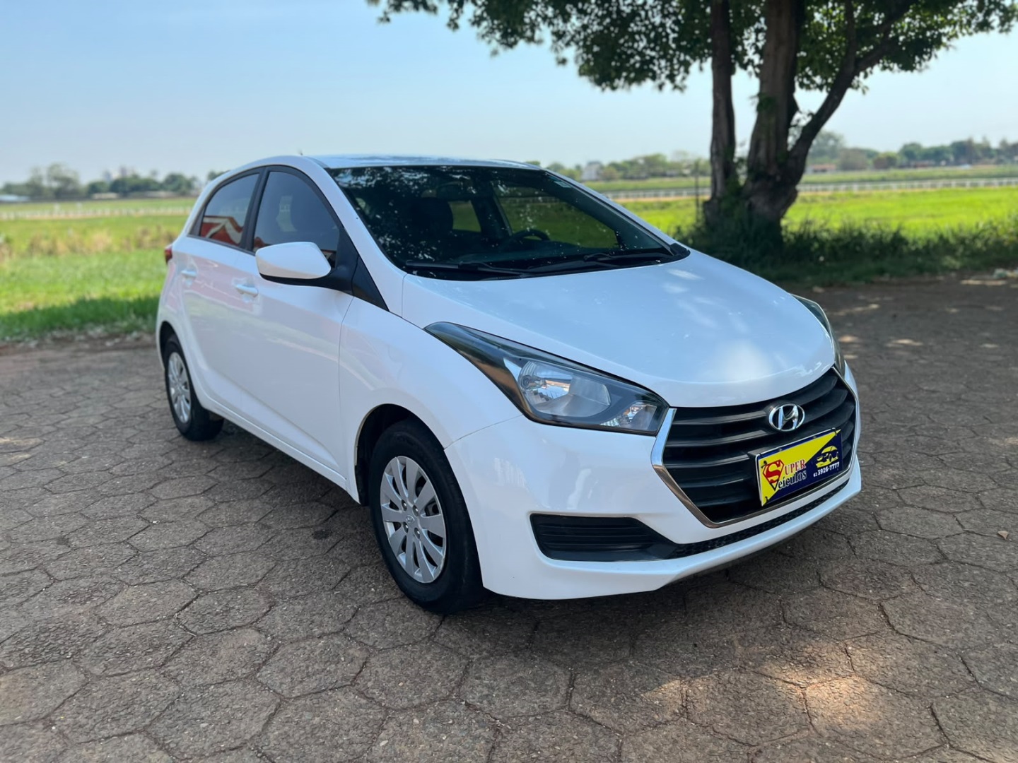 HYUNDAI HB20