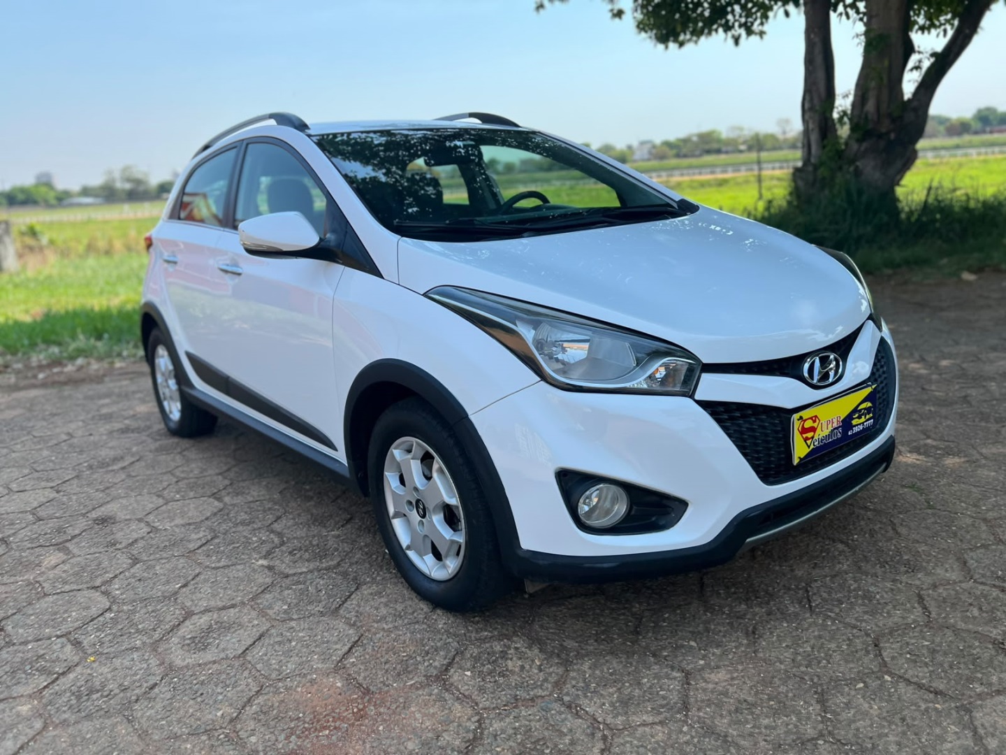 HYUNDAI HB20X
