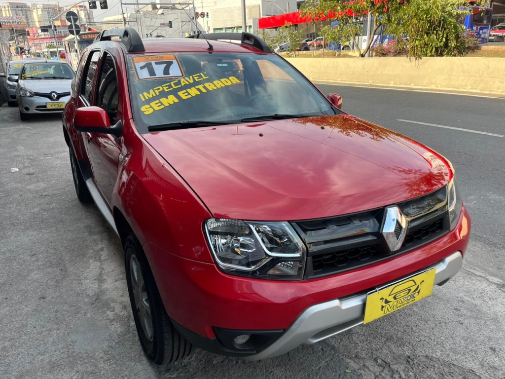 RENAULT DUSTER