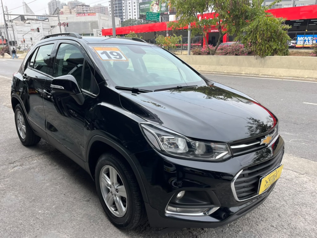 CHEVROLET TRACKER