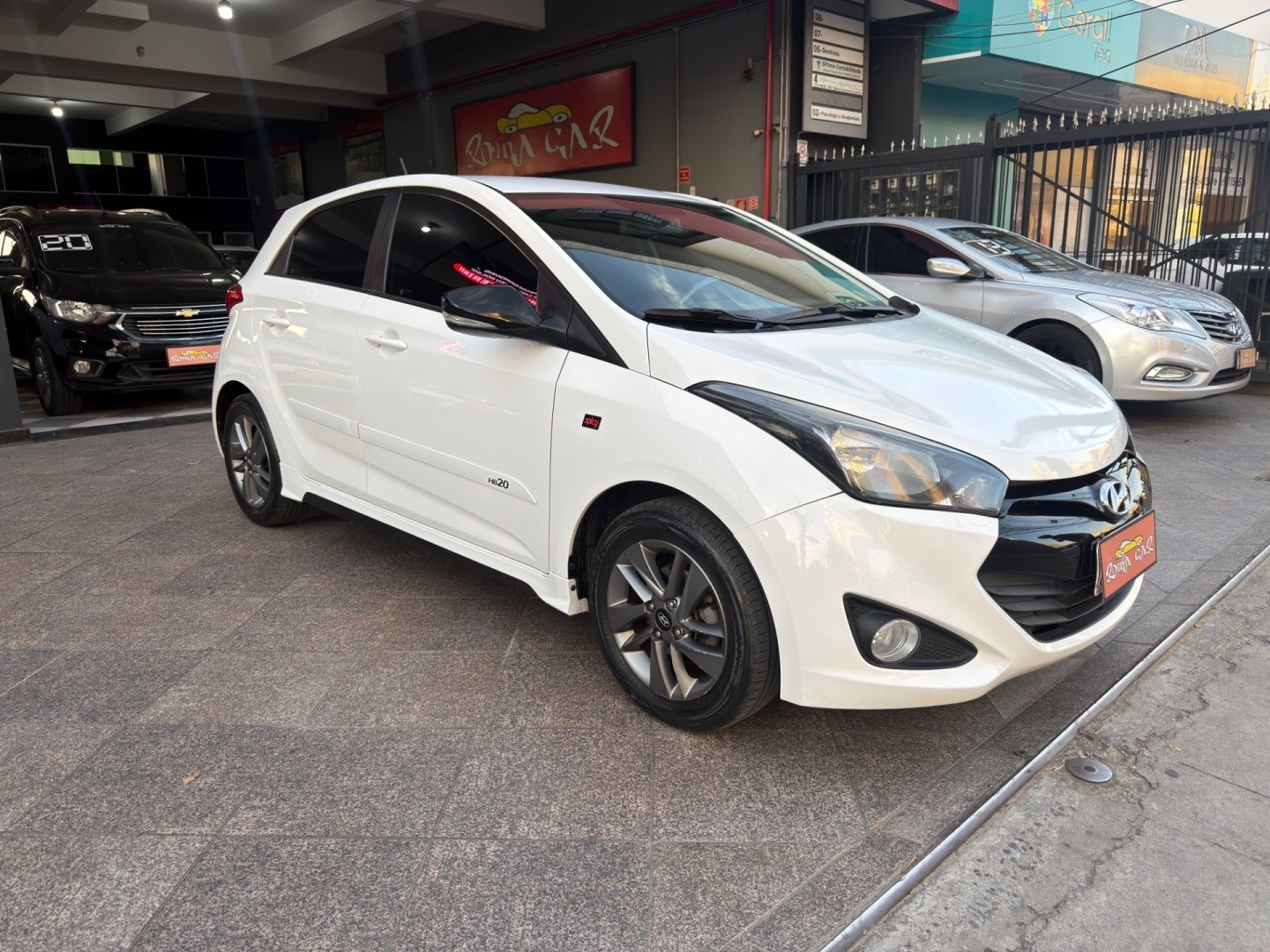 HYUNDAI HB20