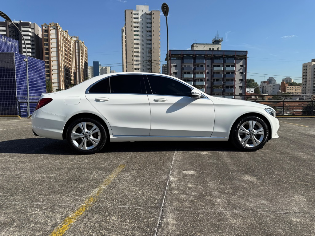 MERCEDES-BENZ C 180