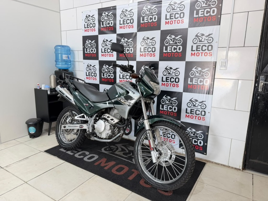 HONDA NX-4 FALCON 400