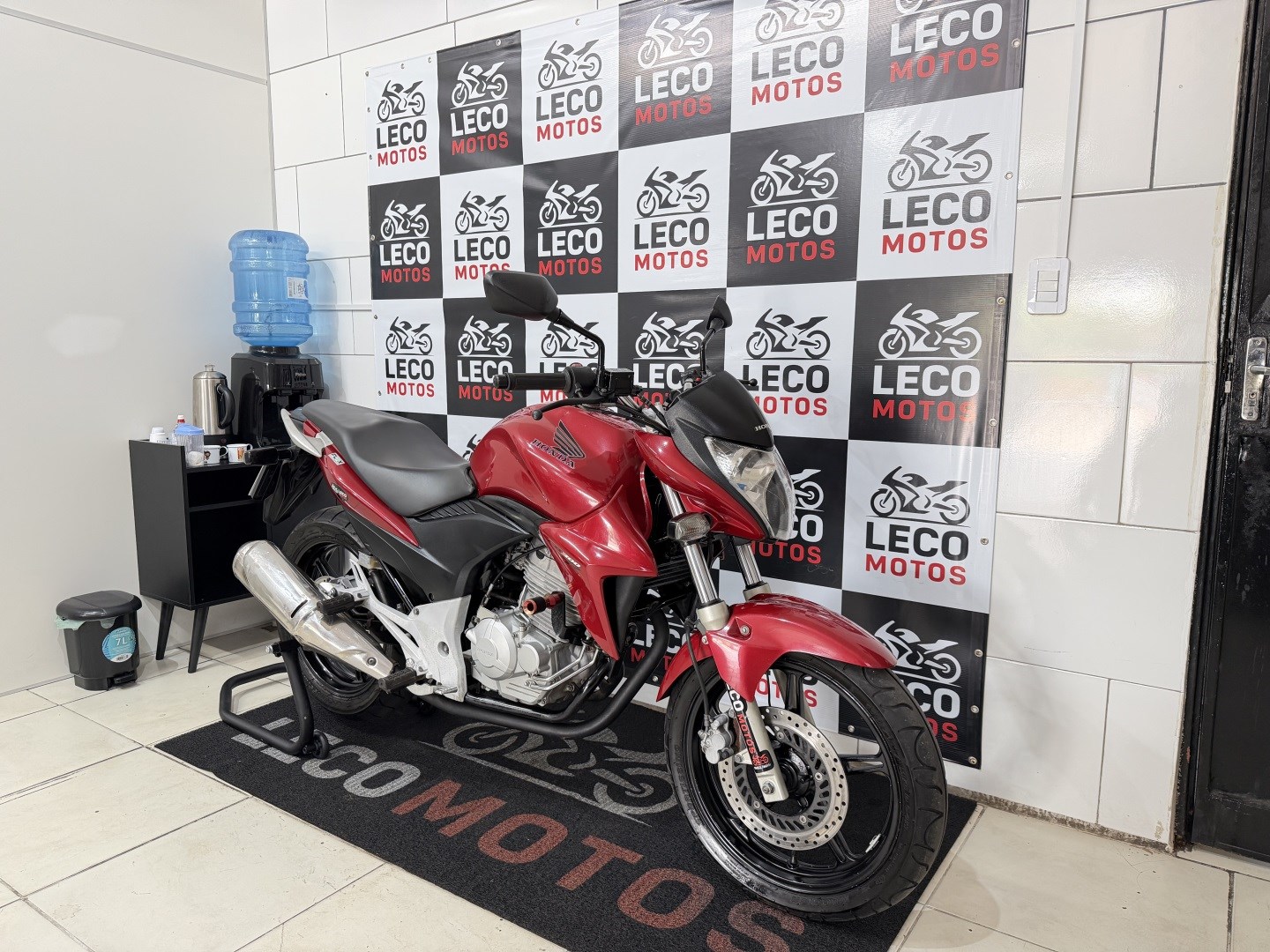 HONDA CB 300R