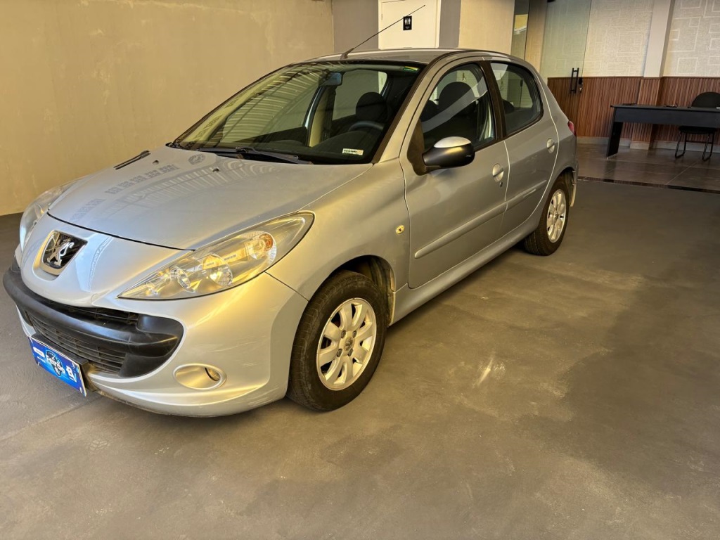 PEUGEOT 207