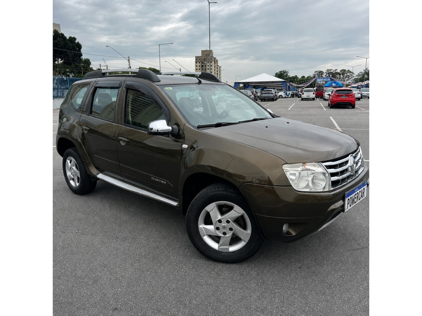RENAULT DUSTER
