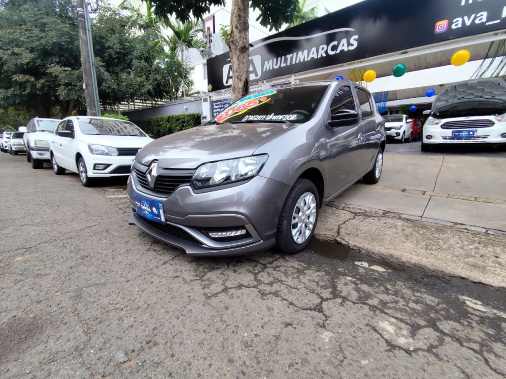 RENAULT SANDERO