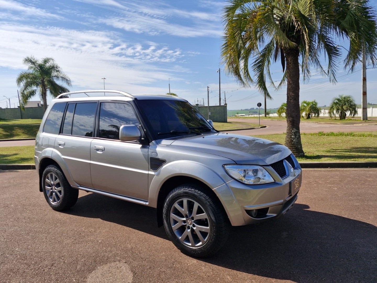 MITSUBISHI PAJERO TR4