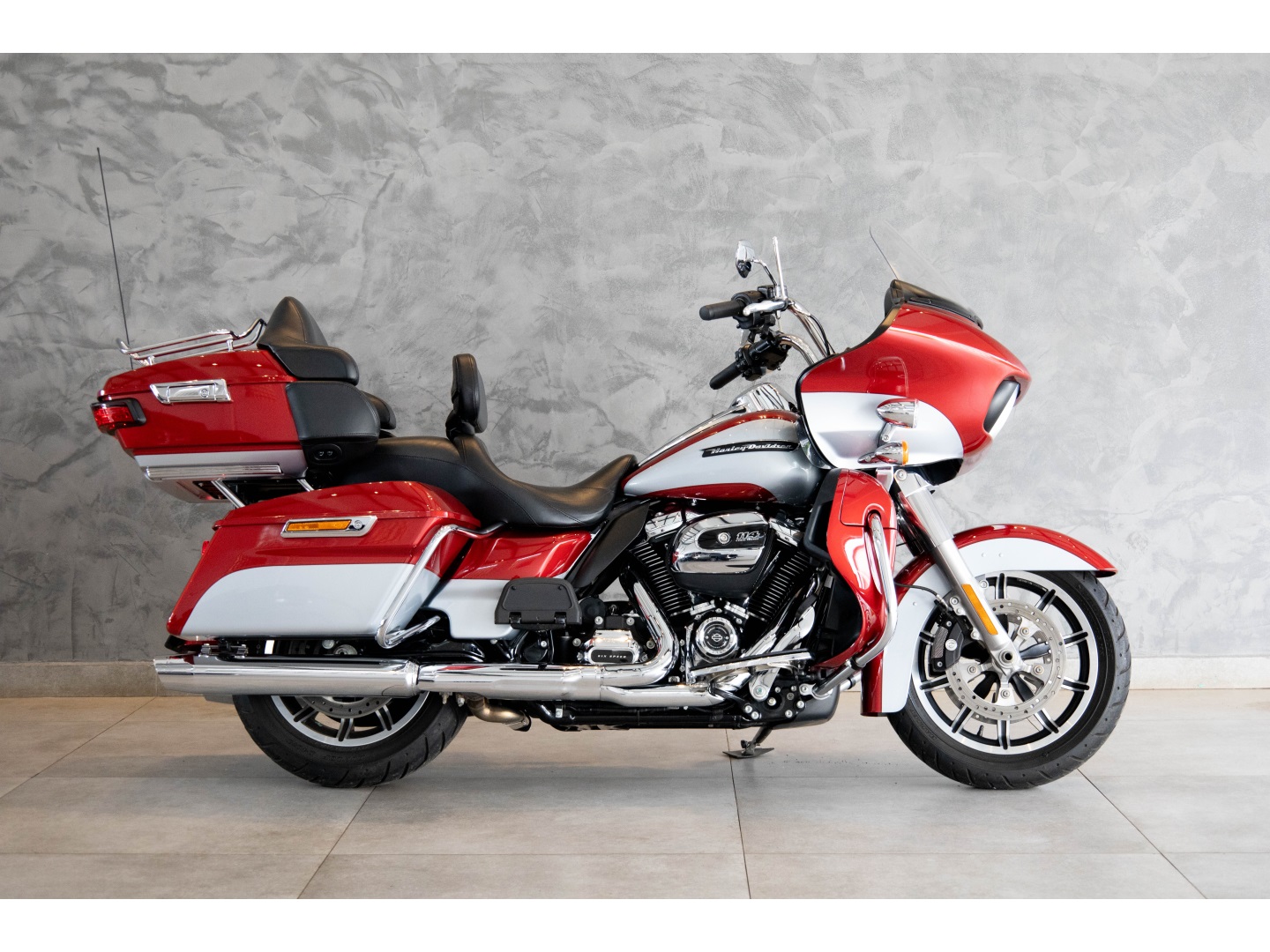 HARLEY-DAVIDSON ROAD GLIDE ULTRA FLTRU