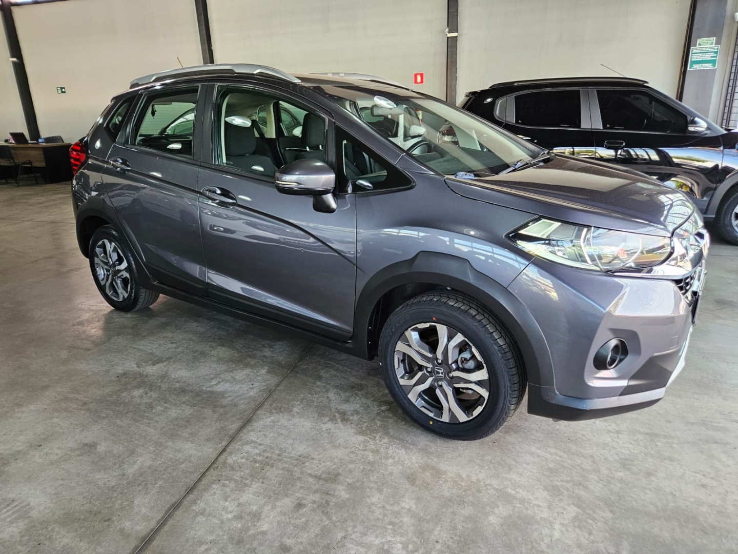 HONDA WR-V
