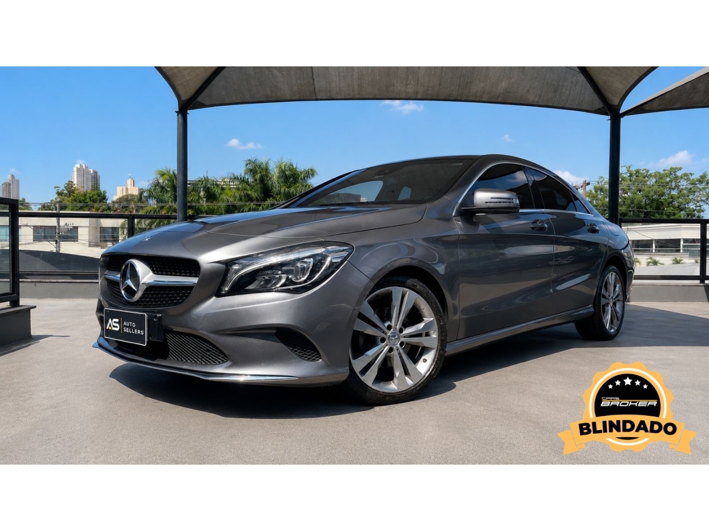 MERCEDES-BENZ CLA 200
