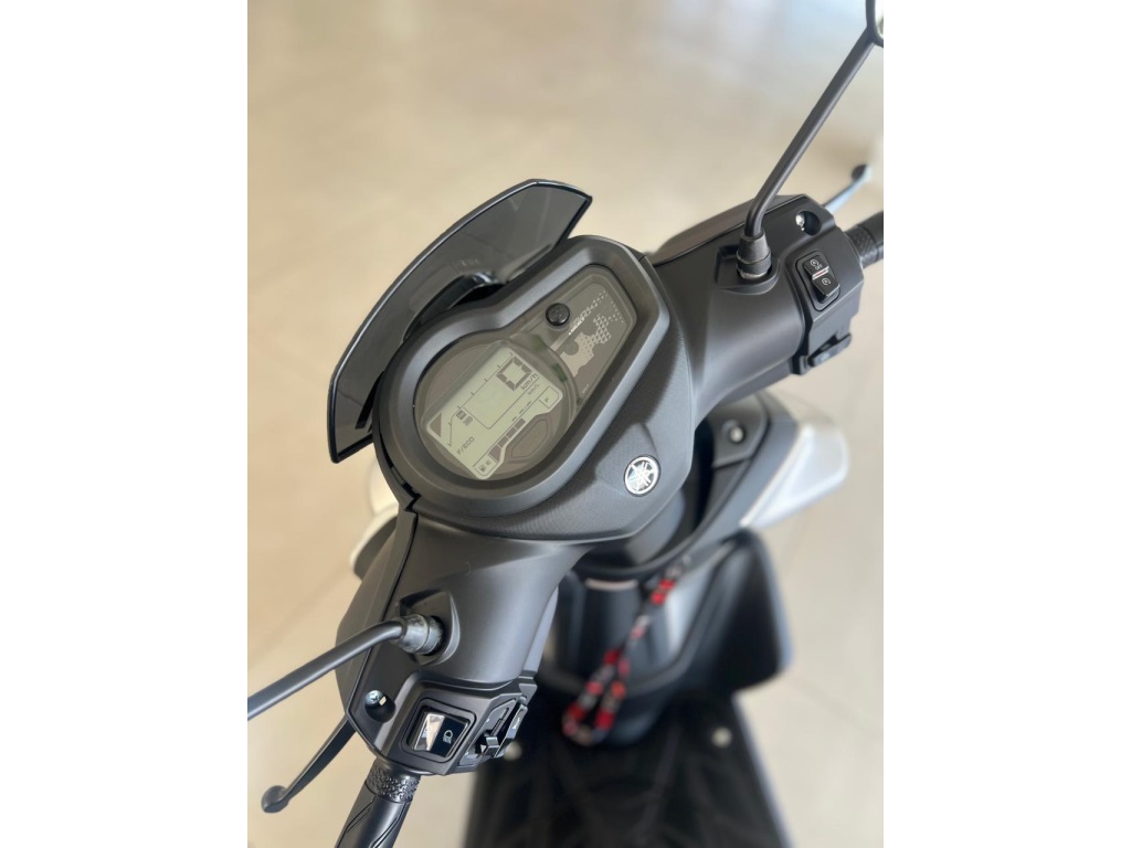 YAMAHA RAY ZR HYBRID CONNECTED