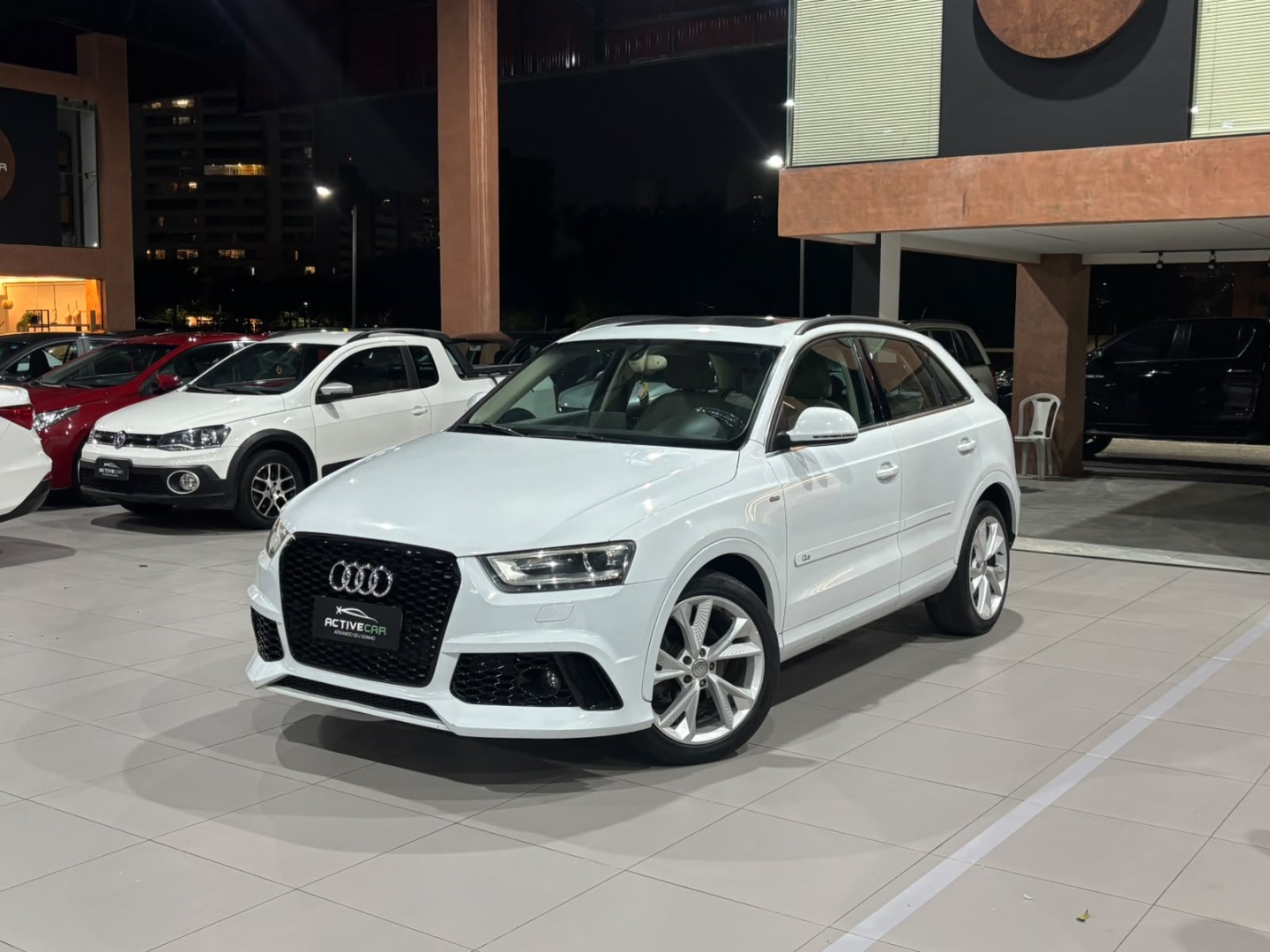 AUDI Q3