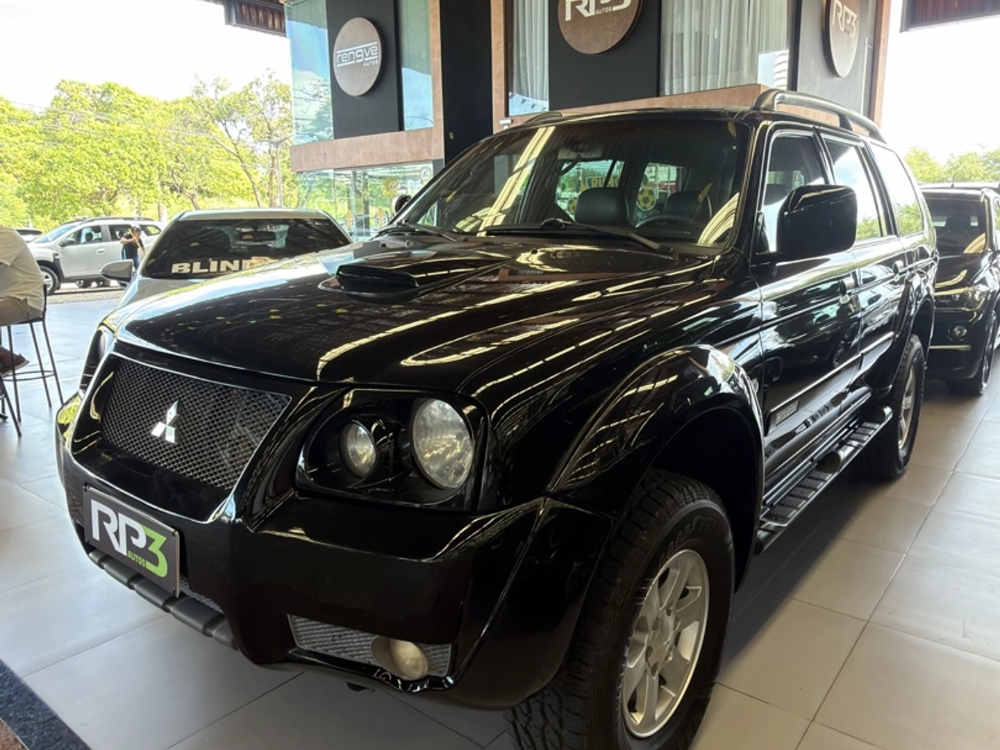 MITSUBISHI PAJERO SPORT