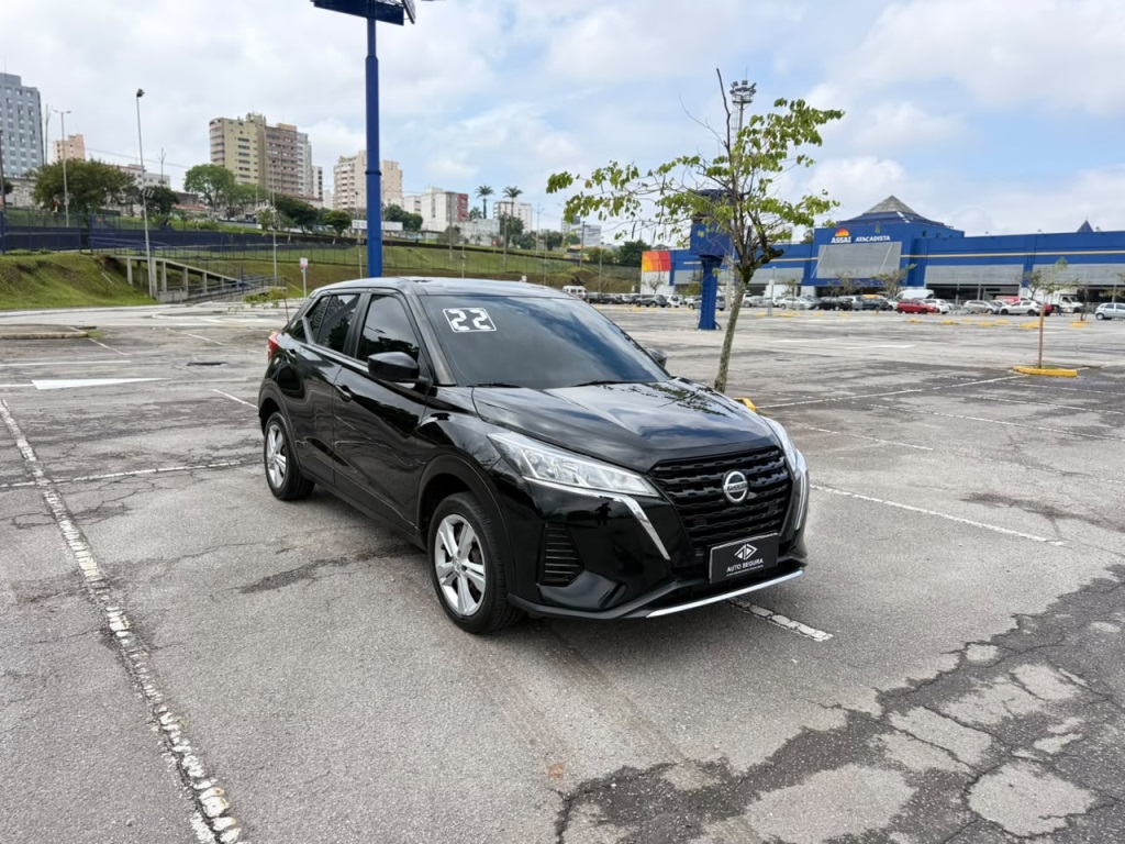 NISSAN KICKS