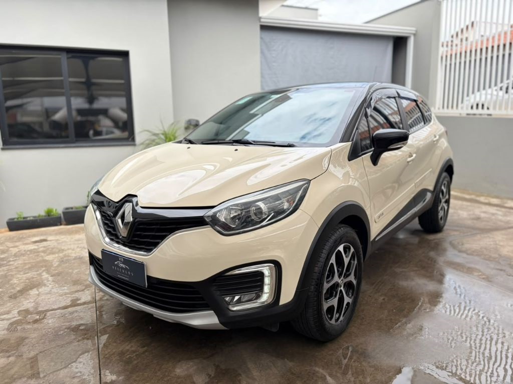 RENAULT CAPTUR