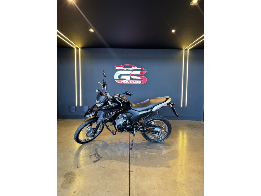 YAMAHA XTZ LANDER