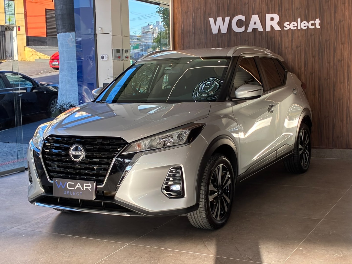 NISSAN KICKS