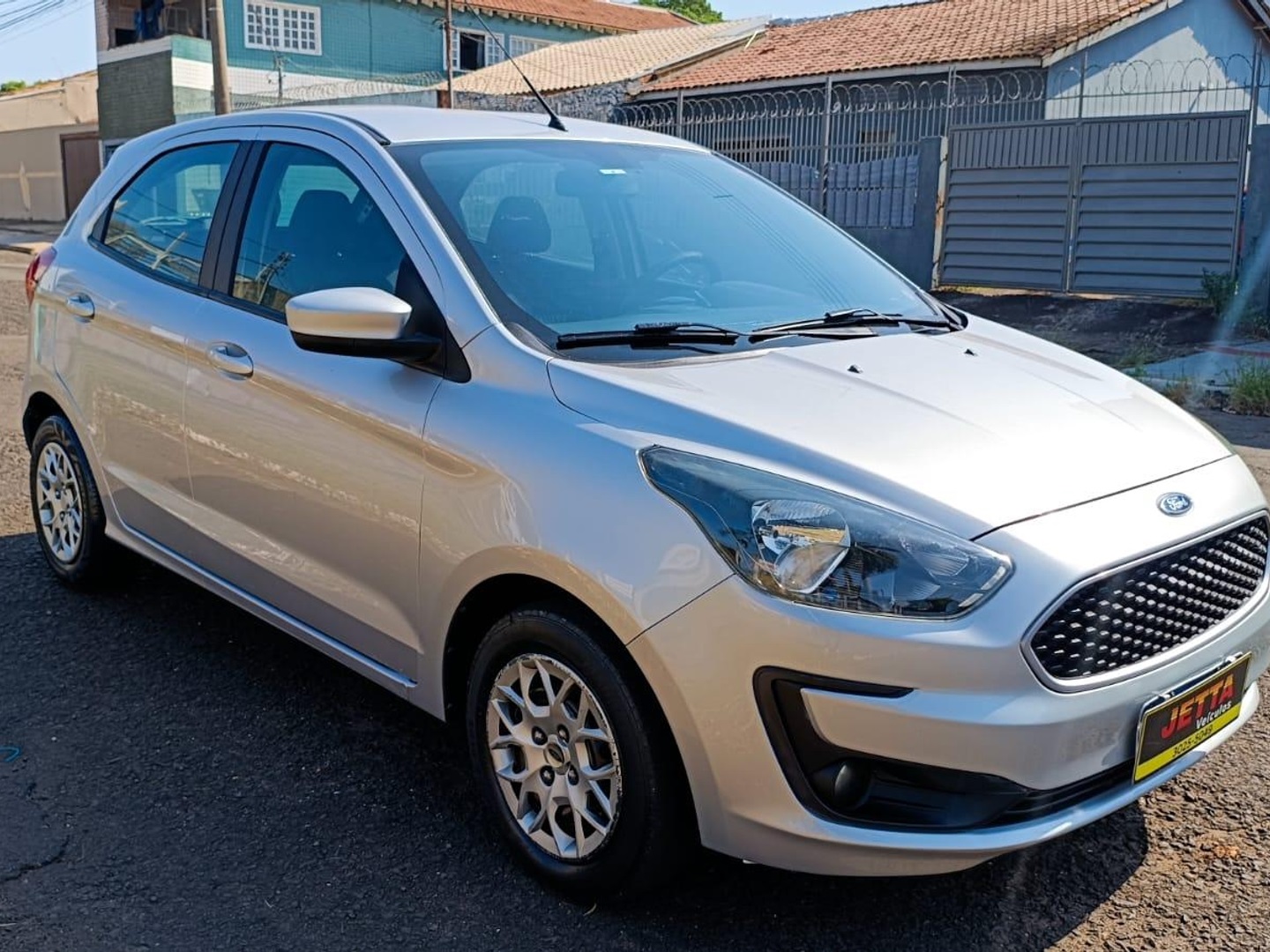 FORD KA