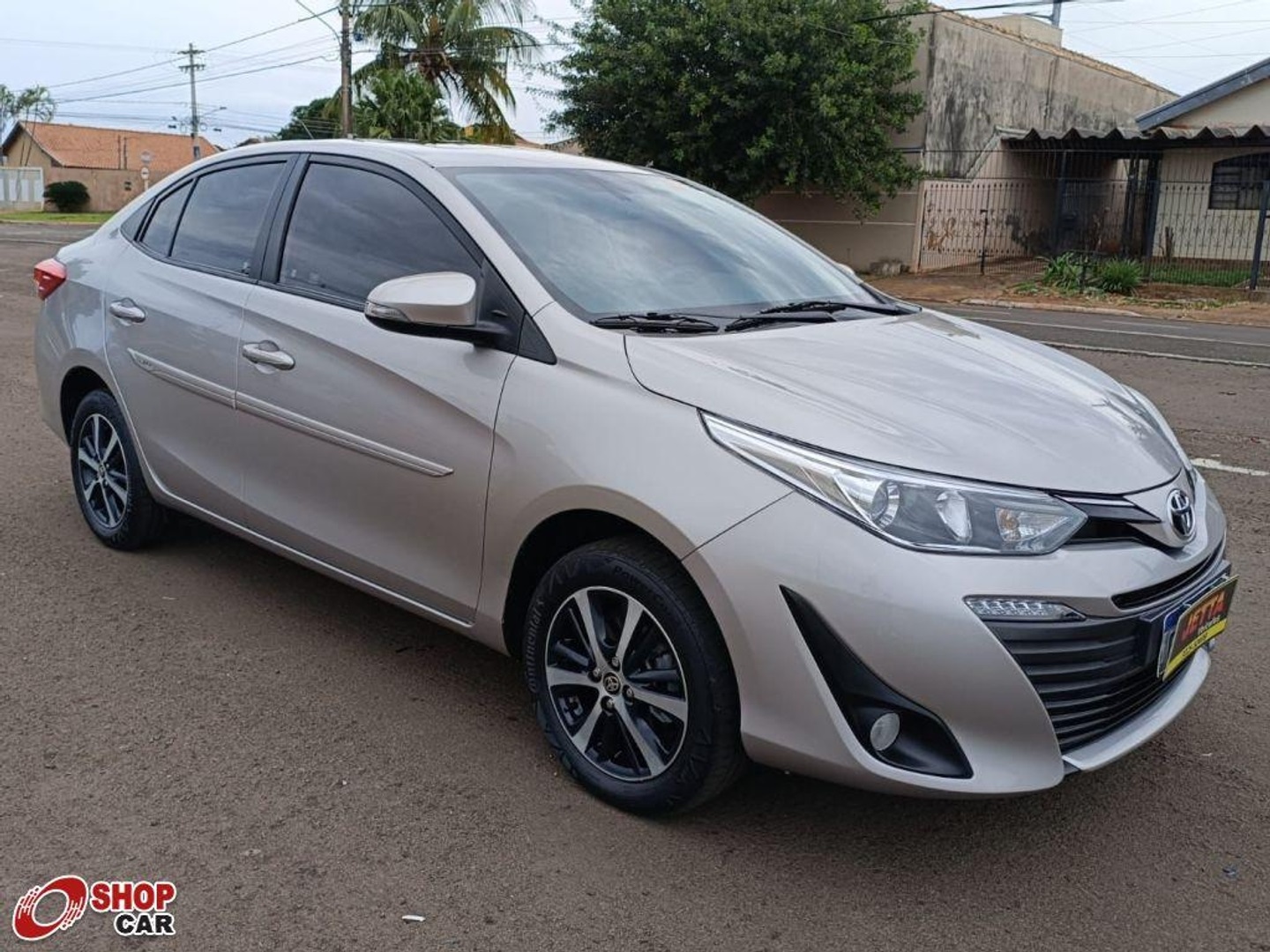 TOYOTA YARIS