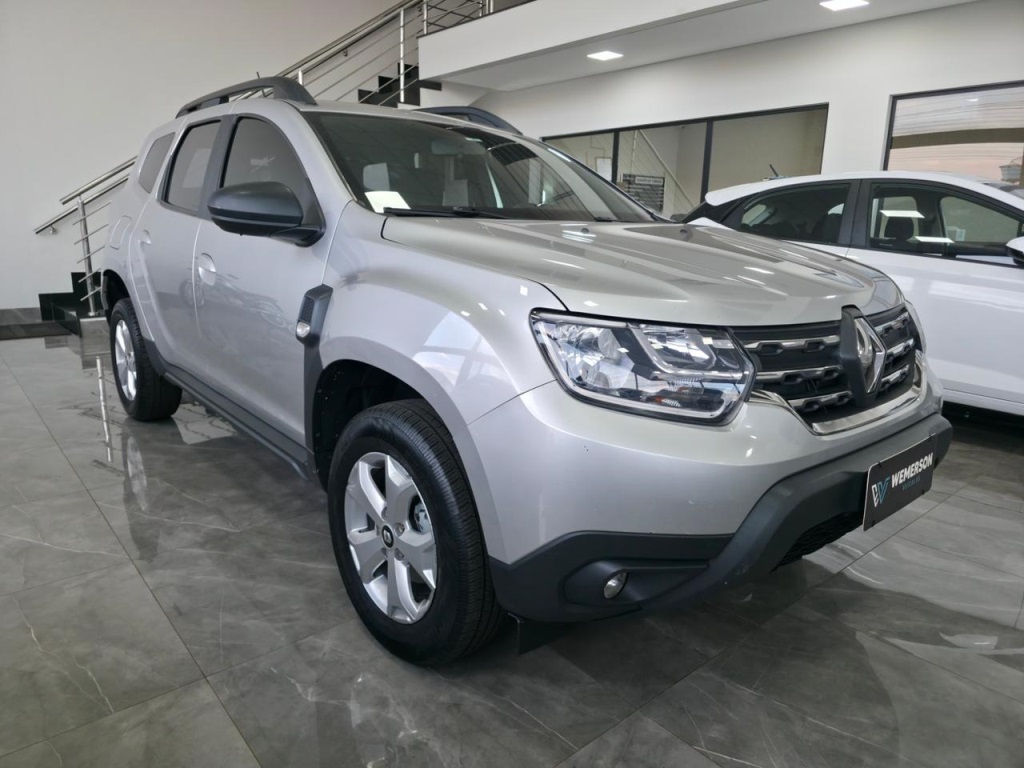 RENAULT DUSTER