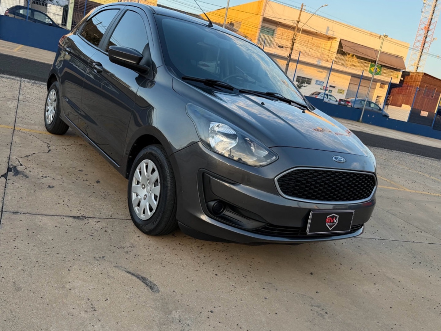 FORD KA