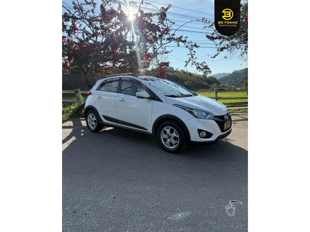 HYUNDAI HB20X